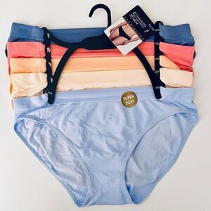 NWT Gorgeous ATTRIBUTES XL Stretchy Seamless 4 Way Super soft 5 Color Panty Pack